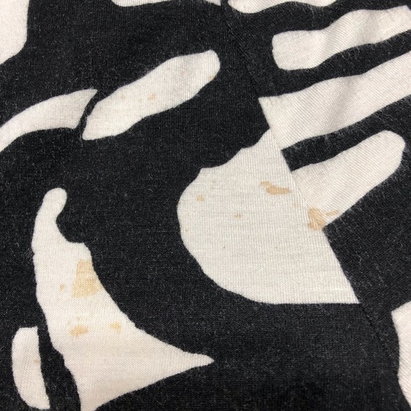 Velvet Womens Shirt Medium Black & White Raw Hem Sleeveless Blouse Tank Top - Picture 3 of 4